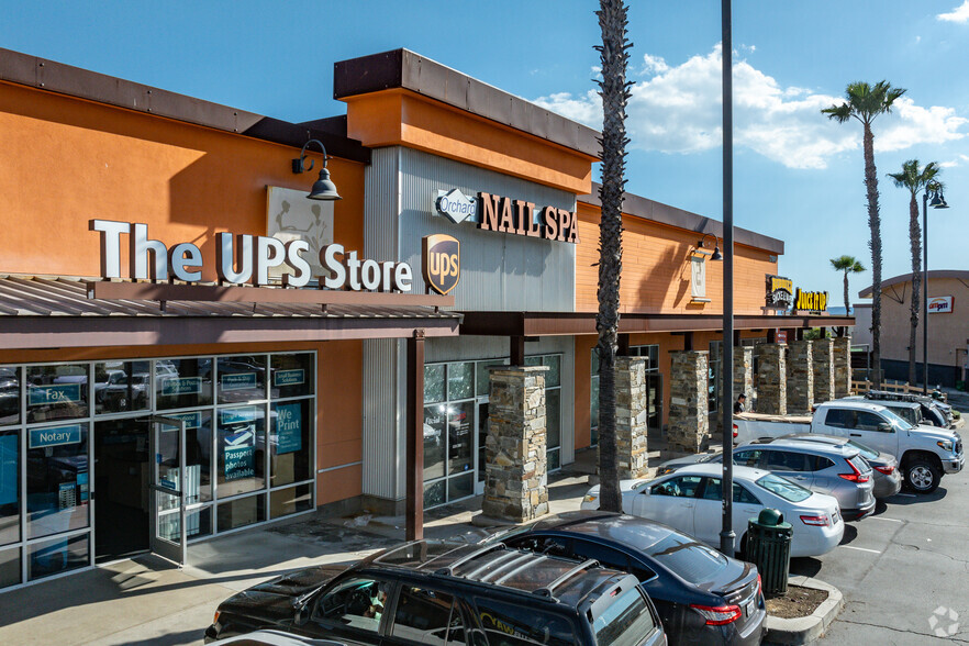 Clinton Keith Rd, Murrieta, CA for lease - Building Photo - Image 1 of 8