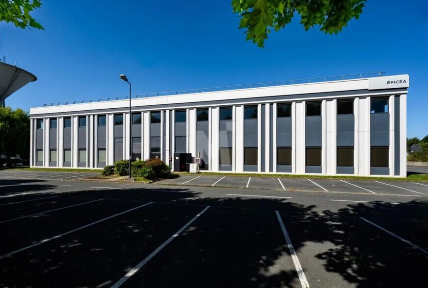 Flex in Villebon-sur-Yvette for lease - Building Photo - Image 1 of 14