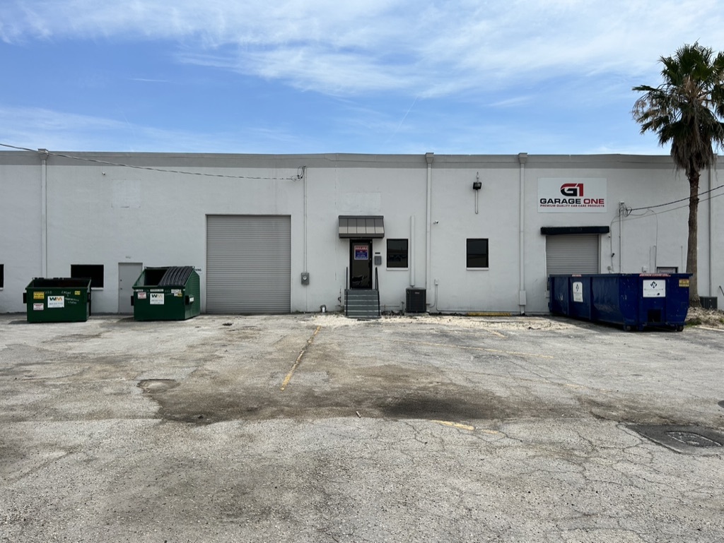 5126-5136 W Idlewild Ave, Tampa, FL for lease Building Photo- Image 1 of 2