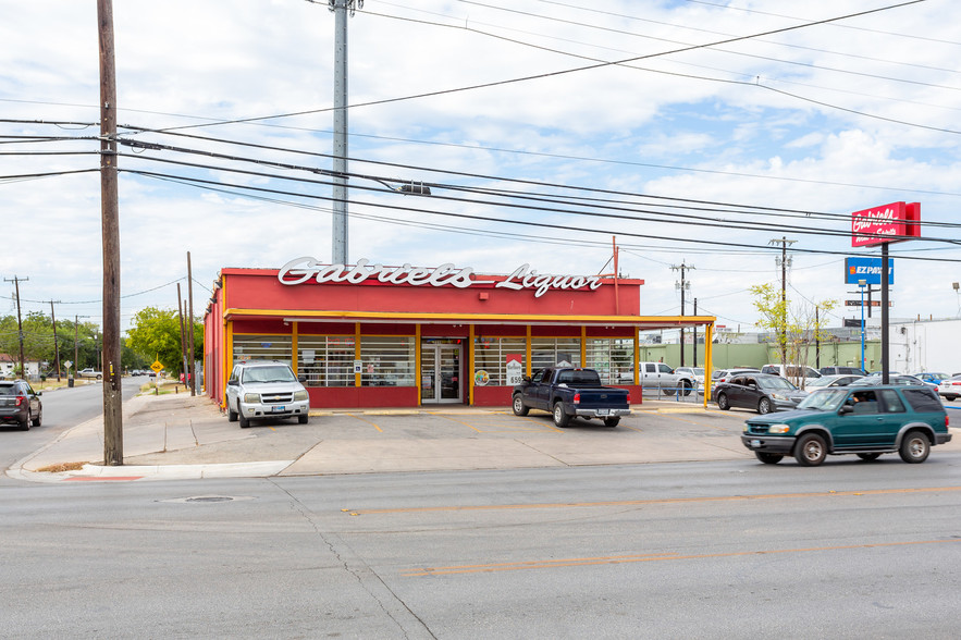 2319 Pleasanton Rd, San Antonio, TX for sale - Building Photo - Image 1 of 1