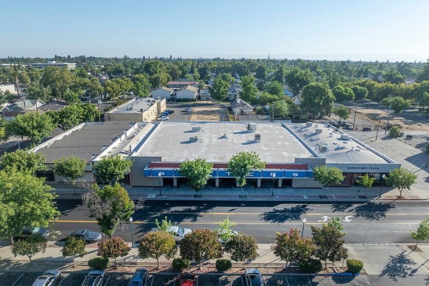 345 W 18th St, Merced, CA for sale - Building Photo - Image 1 of 28