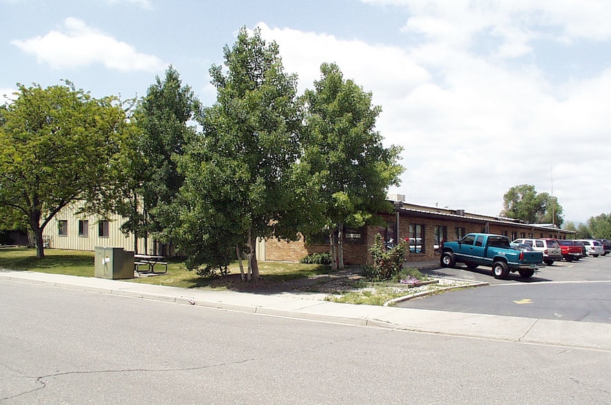 225-243 S Madison Ave, Loveland, CO for lease - Building Photo - Image 2 of 5