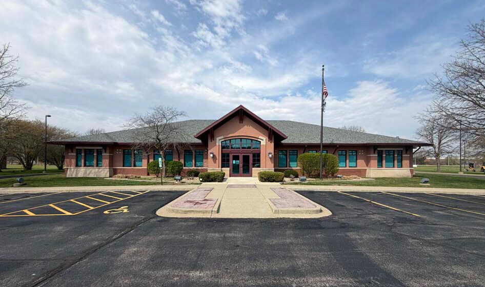 3167 Robbins Rd, Springfield, IL for sale Primary Photo- Image 1 of 8