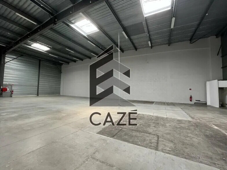 Flex in Blanquefort for lease - Interior Photo - Image 3 of 8