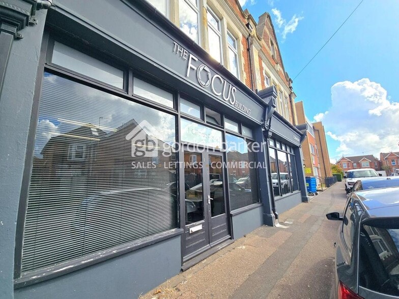 317-319 Wimborne Rd, Bournemouth for lease - Building Photo - Image 3 of 16