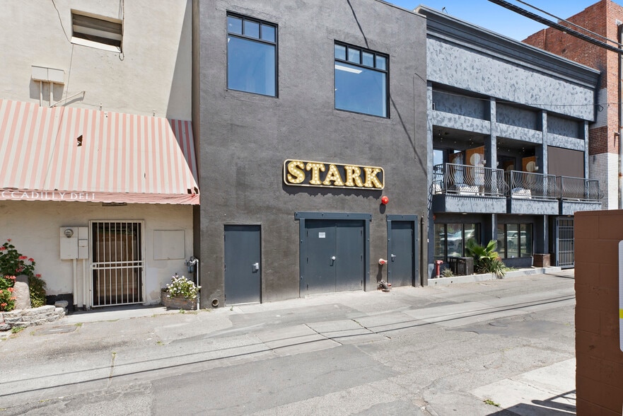 939 10th St, Modesto, CA for lease - Building Photo - Image 3 of 48