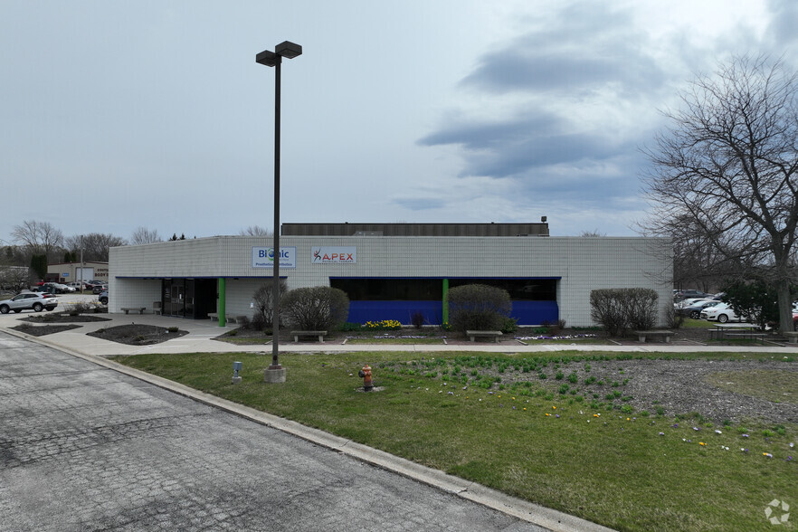 3803 E Lincoln Hwy, Merrillville, IN for sale - Building Photo - Image 1 of 1