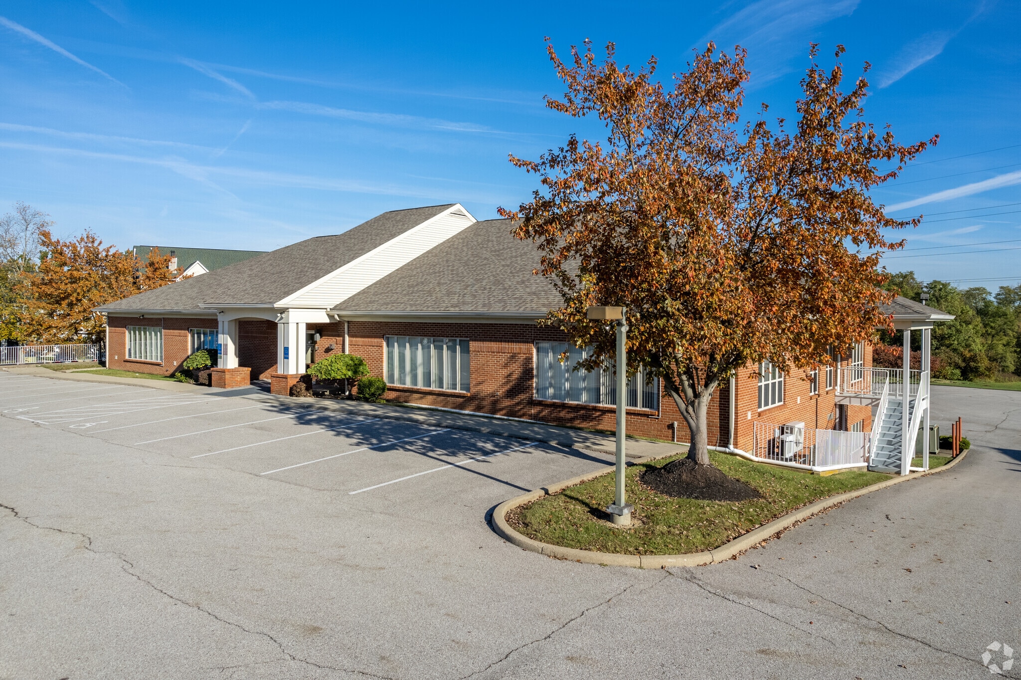 201 Martha Layne Collins Blvd, Highland Heights, KY for sale Primary Photo- Image 1 of 1