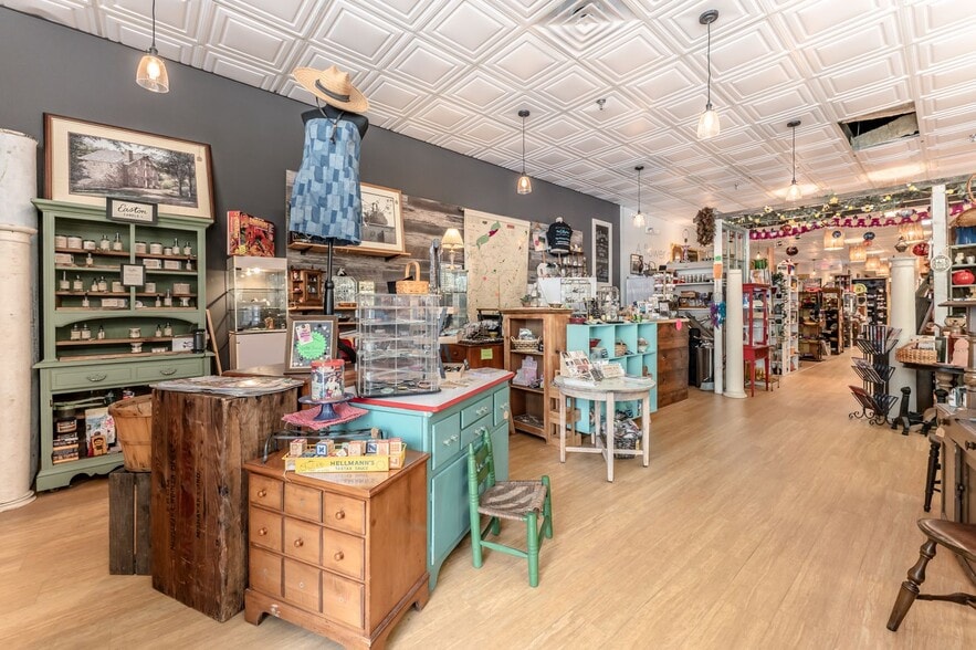 25 E Washington Ave, Washington, NJ for sale - Interior Photo - Image 3 of 6