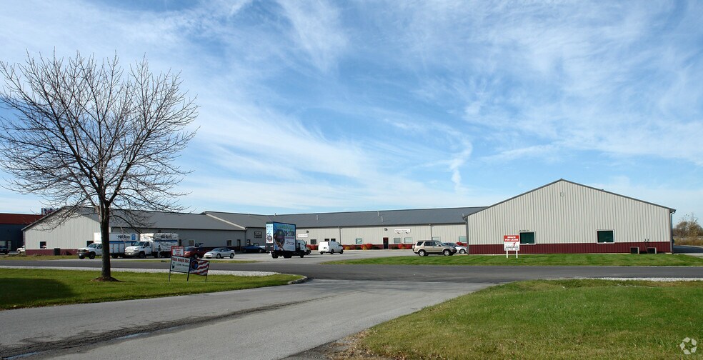 8762 Louisiana St, Merrillville, IN for lease - Building Photo - Image 3 of 4