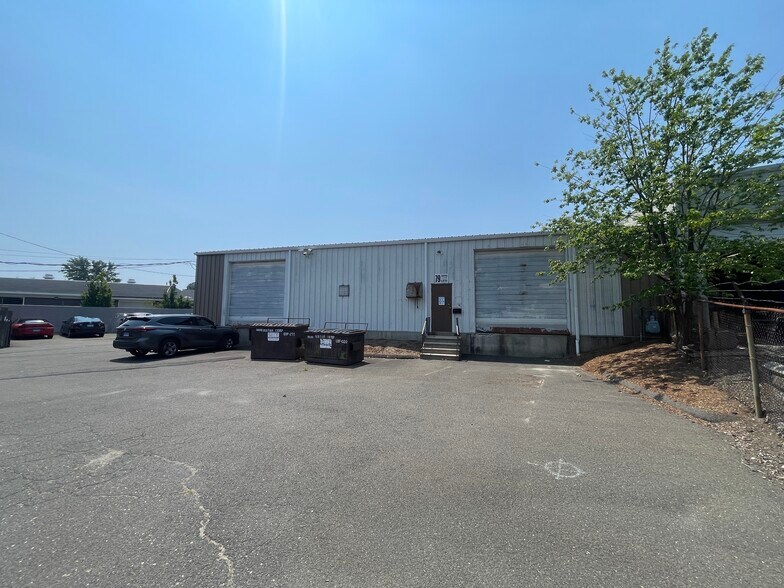 79 Day St, Norwalk, CT for lease - Building Photo - Image 1 of 7