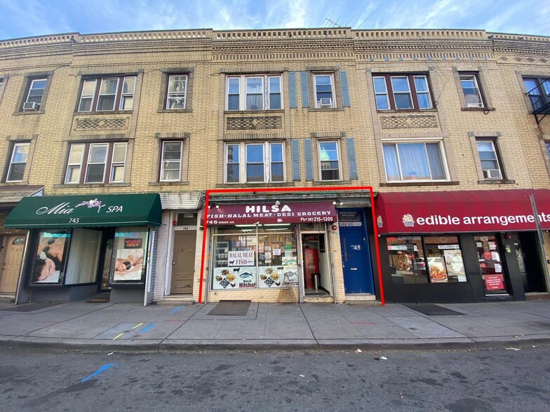 745 NEWARK Ave, Jersey City, NJ for sale - Building Photo - Image 1 of 1