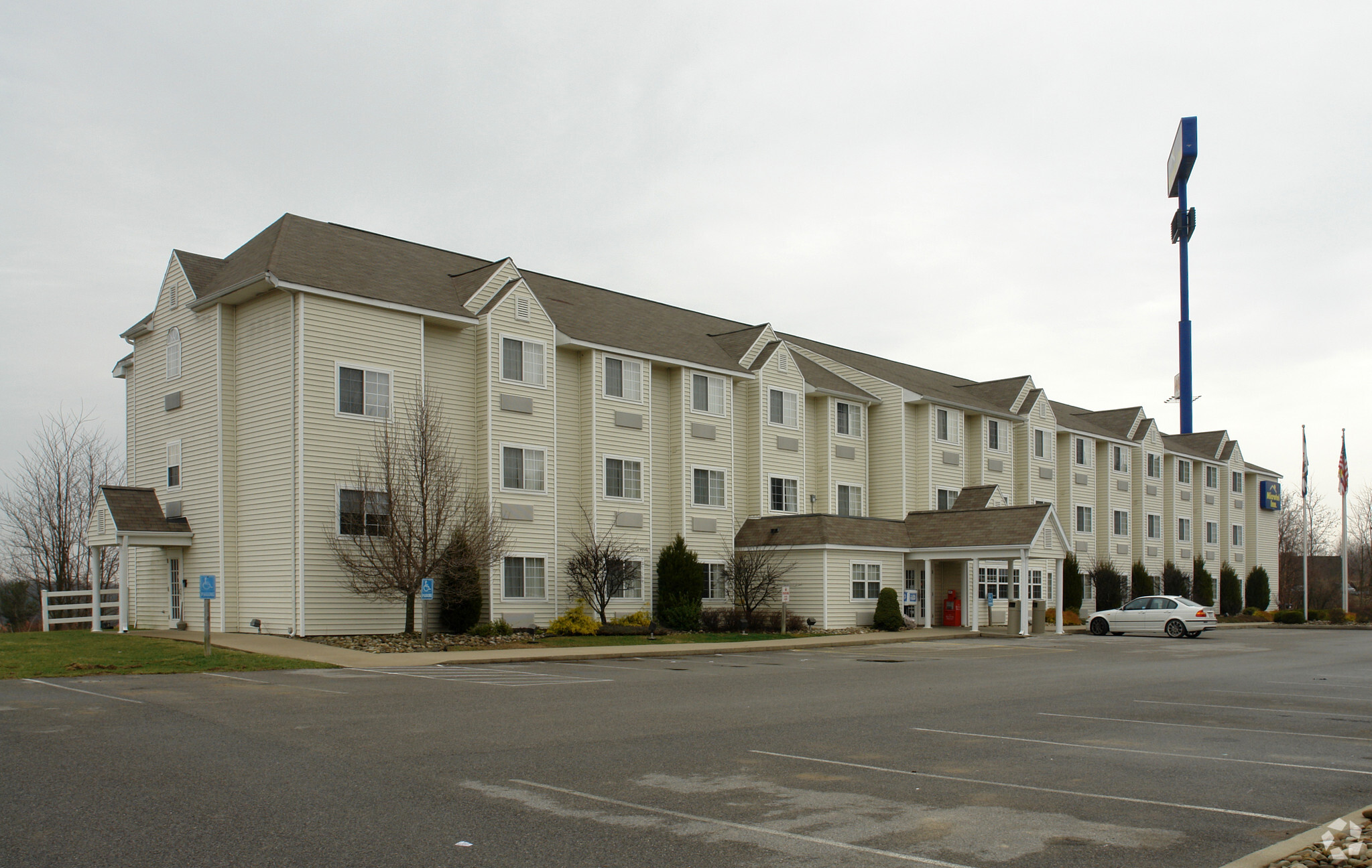 2130 Harper Rd, Beckley, WV for sale Primary Photo- Image 1 of 1