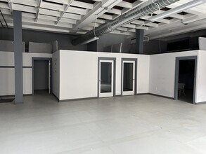 770 Chapel St, New Haven, CT for lease Interior Photo- Image 2 of 3