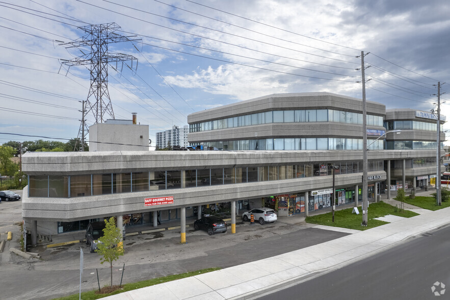 2425 Eglinton Ave E, Toronto, ON for lease - Building Photo - Image 2 of 2