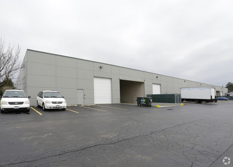 123 Ambassador Dr, Naperville, IL for lease - Building Photo - Image 2 of 3