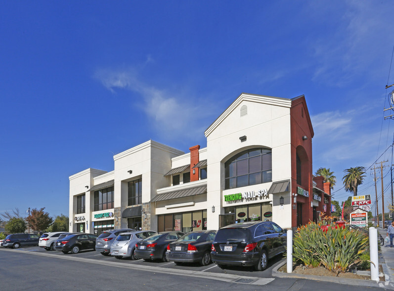 995 Saratoga Ave, San Jose, CA for lease - Building Photo - Image 2 of 6