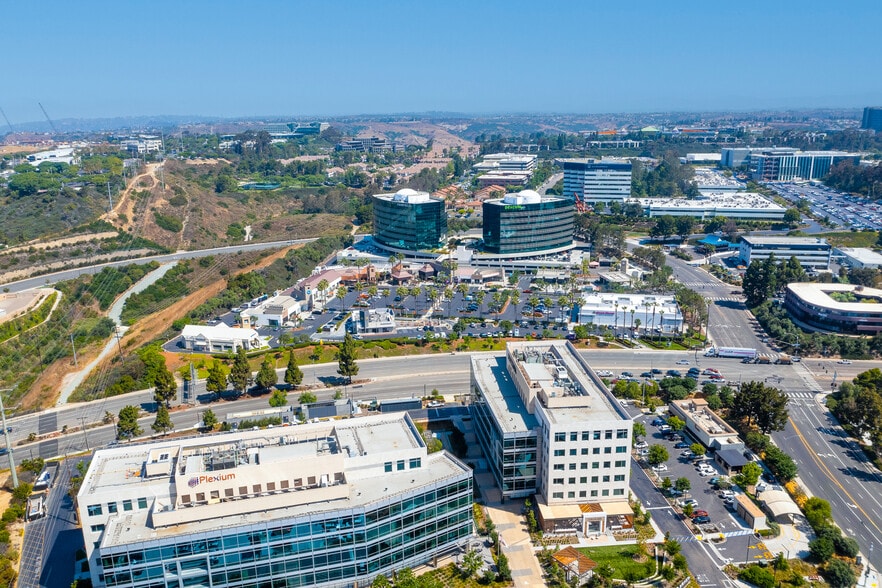 9420-9510 Scranton Rd, San Diego, CA for lease - Building Photo - Image 1 of 4