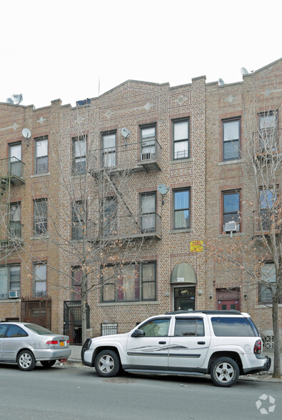 3210 Bainbridge Ave, Bronx, NY for sale - Primary Photo - Image 1 of 1