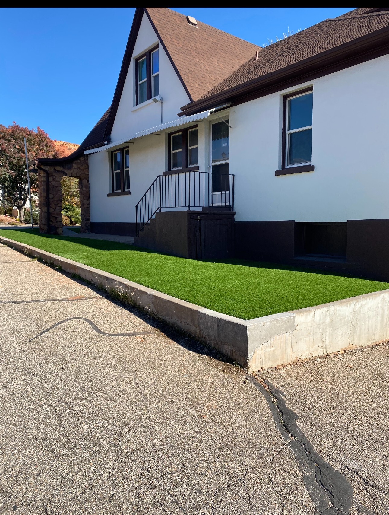 328 E St George Blvd, Saint George, UT for lease Interior Photo- Image 1 of 11