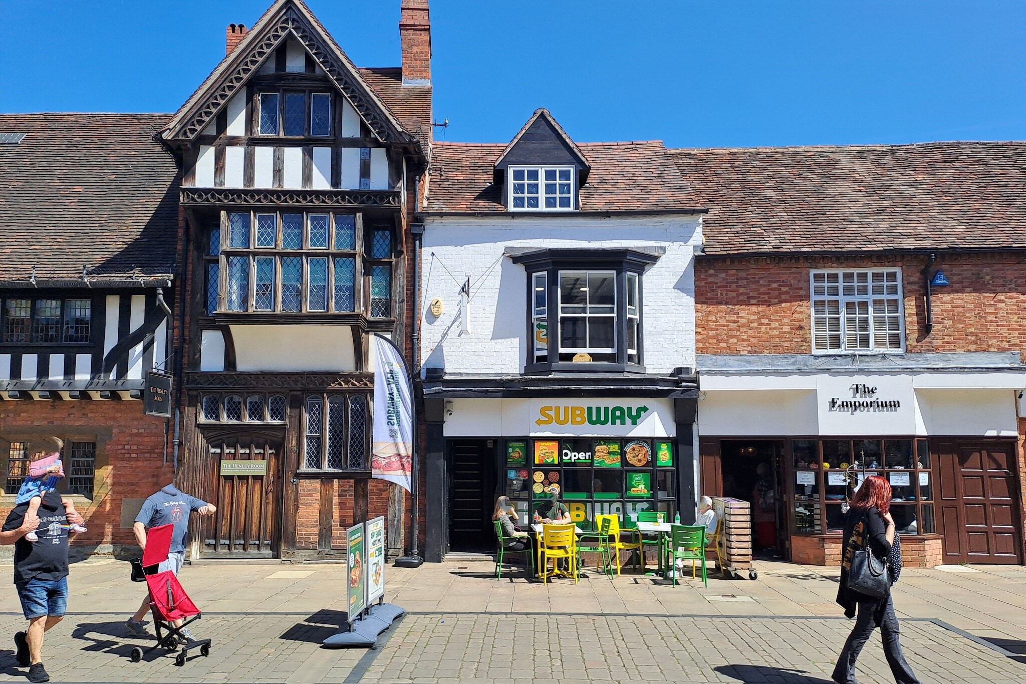 10 Henley St, Stratford Upon Avon for sale Building Photo- Image 1 of 1