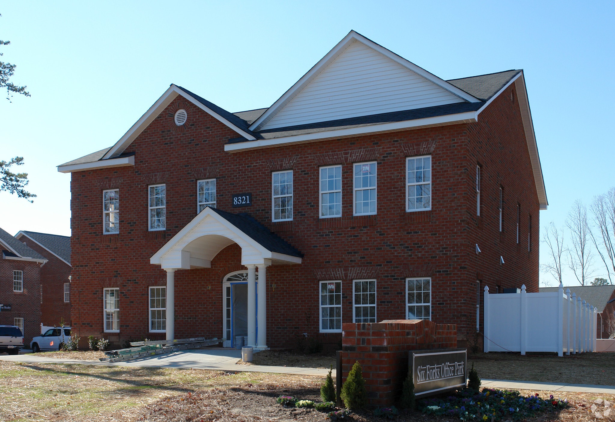 8321 Six Forks Rd, Raleigh, NC for sale Primary Photo- Image 1 of 1