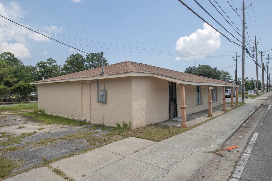 3630 Main St, Moss Point, MS for sale - Building Photo - Image 2 of 15