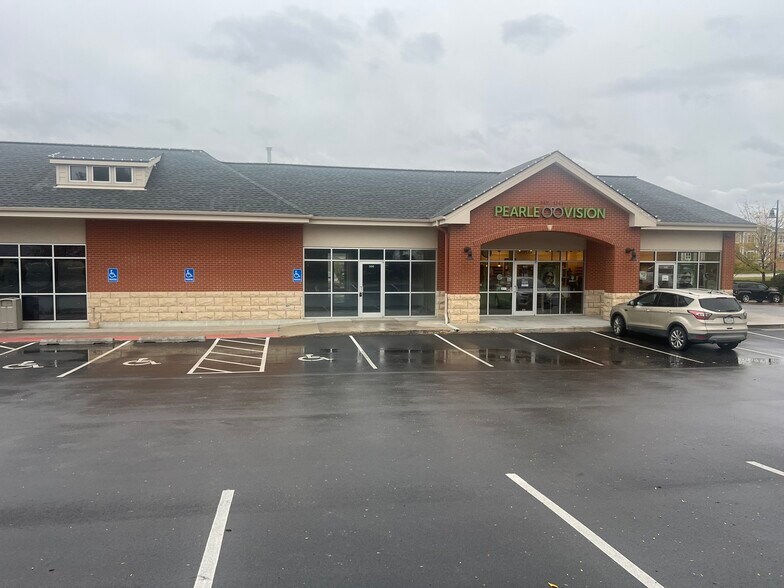 8146 S 96th St, La Vista, NE for lease - Building Photo - Image 1 of 8