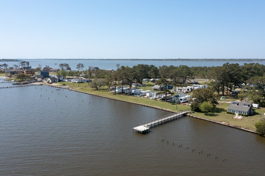 735769 Bells Island Rd, Currituck, NC 27929