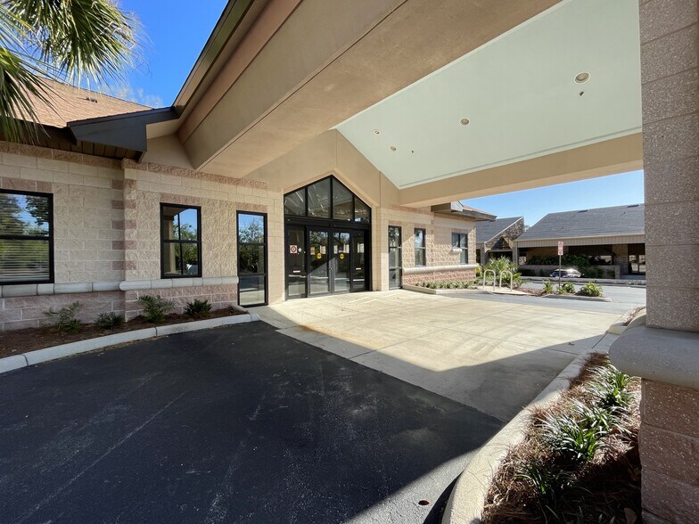 7000 NW 11th Pl, Gainesville, FL for lease - Building Photo - Image 3 of 9