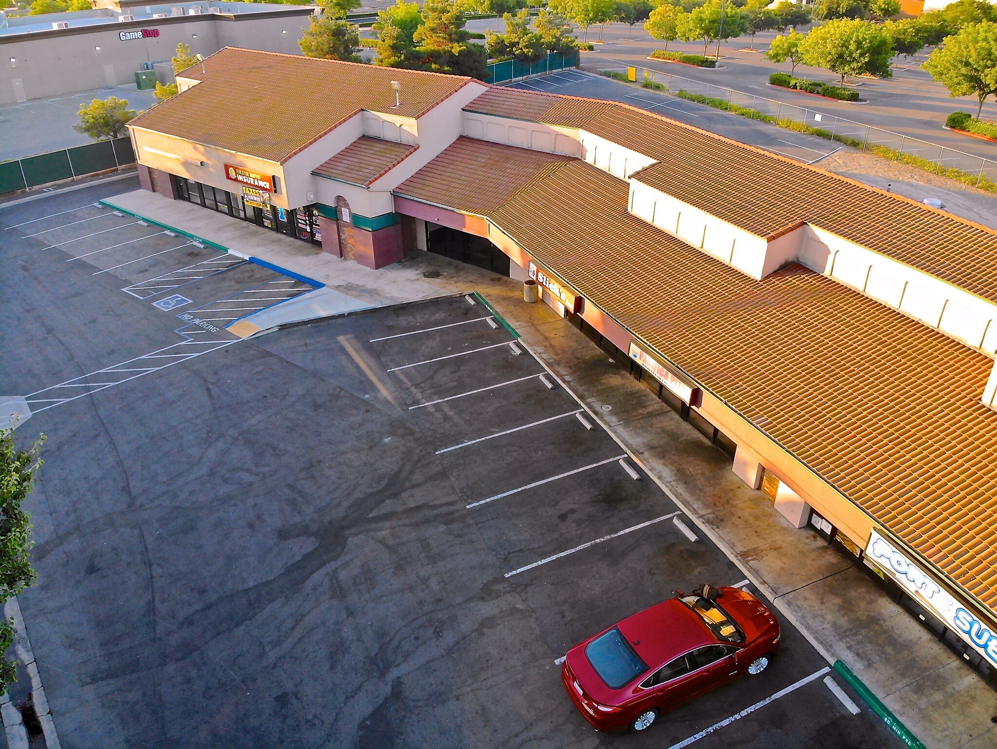 Newmark Grubb Pearson Commercial 3759 W Shaw Ave Fresno Ca