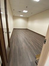 202-206 Pegasus Ave, Northvale, NJ for lease Interior Photo- Image 2 of 2