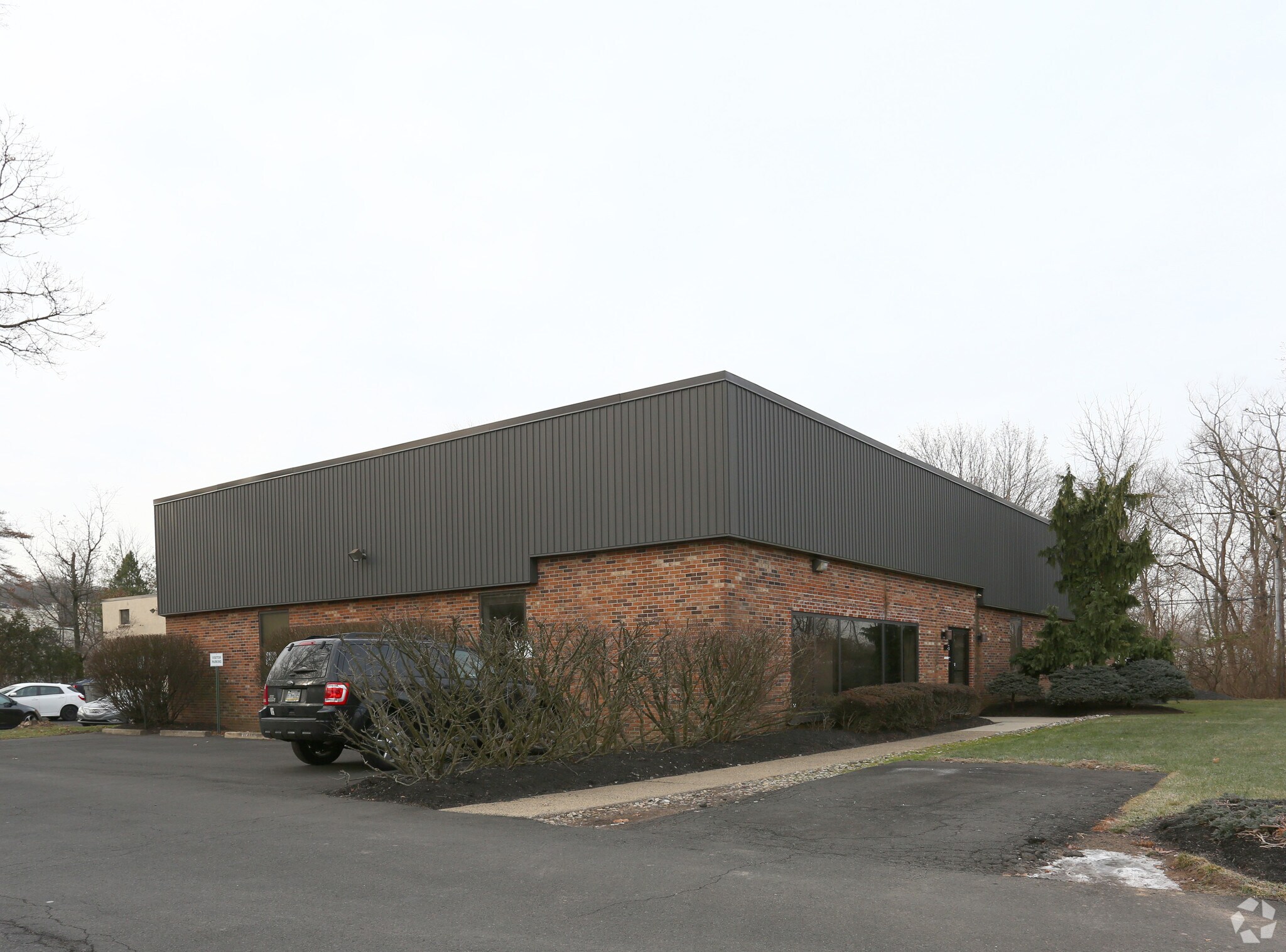 555 Virginia Dr, Fort Washington, PA for sale Primary Photo- Image 1 of 1