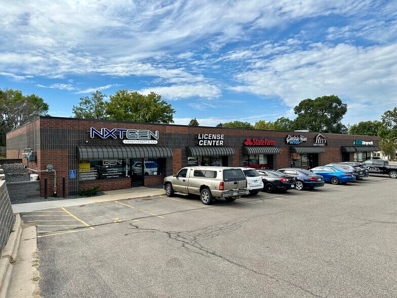 1700-1730 37th St NW, Rochester, MN for lease - Building Photo - Image 1 of 4