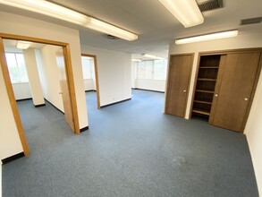 5901 N Cicero Ave, Chicago, IL for lease Interior Photo- Image 2 of 4