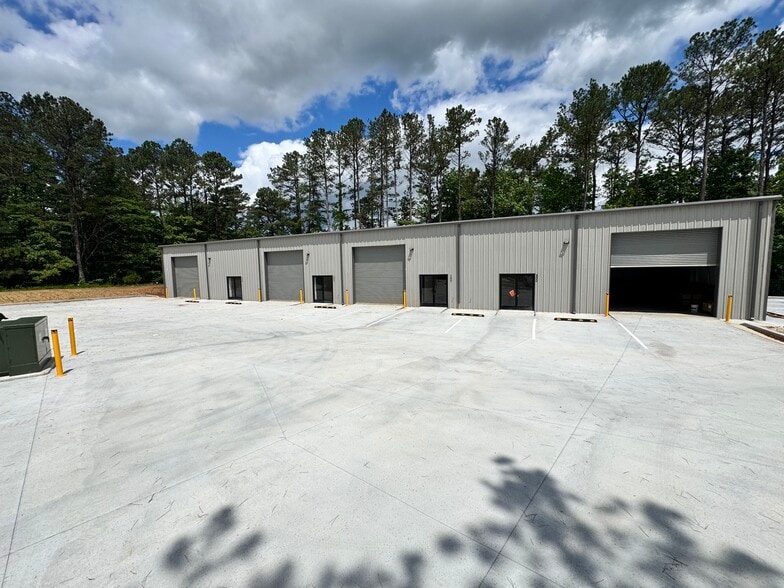 3720 W County Line Rd, Douglasville, GA for lease - Building Photo - Image 2 of 10