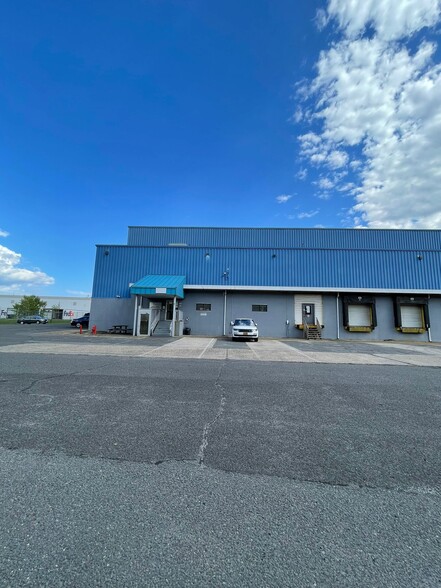 55 Talmadge Rd, Edison, NJ for lease - Building Photo - Image 2 of 13