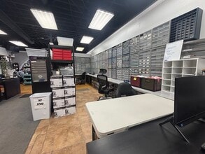 4645-4649 Cass St, San Diego, CA for lease Interior Photo- Image 2 of 5