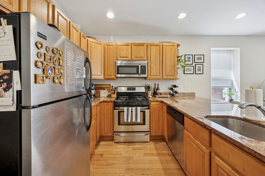 1507 Fairmount Ave, Philadelphia, PA for sale - Building Photo - Image 2 of 9