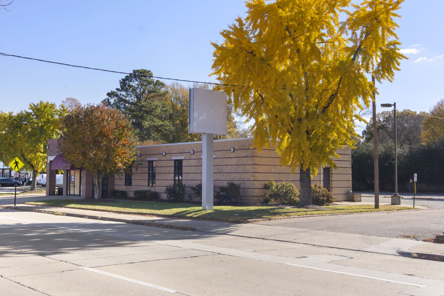 5018 E Seminary Ave, Richmond, VA for sale - Building Photo - Image 3 of 11