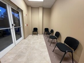 100 Corporate Dr, Trumbull, CT for lease Interior Photo- Image 1 of 10