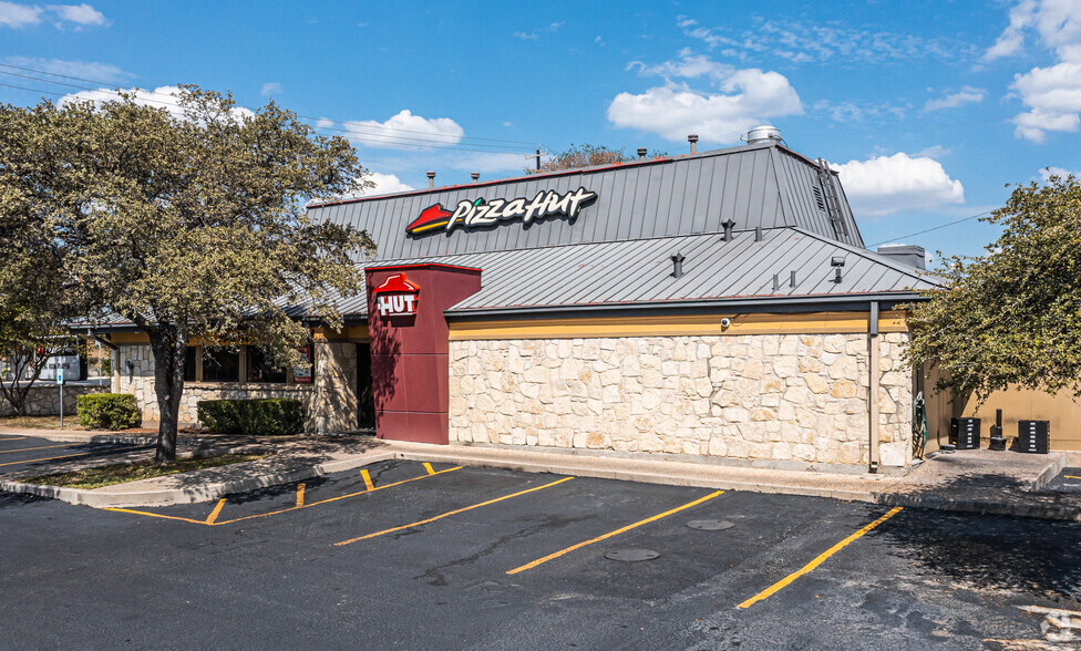 4500 De Zavala Rd, San Antonio, TX for lease - Building Photo - Image 2 of 2