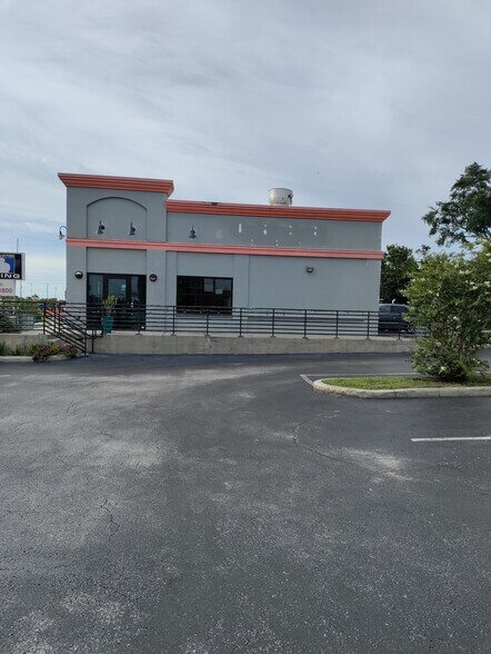 29835 US Highway 19 N, Clearwater, FL for lease - Building Photo - Image 2 of 8