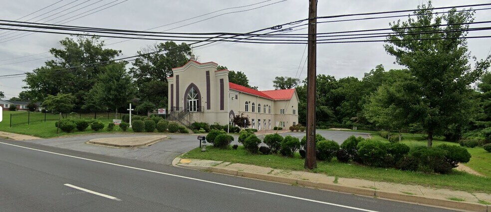 13505 New Hampshire, Silver Spring, MD for lease - Primary Photo - Image 1 of 7