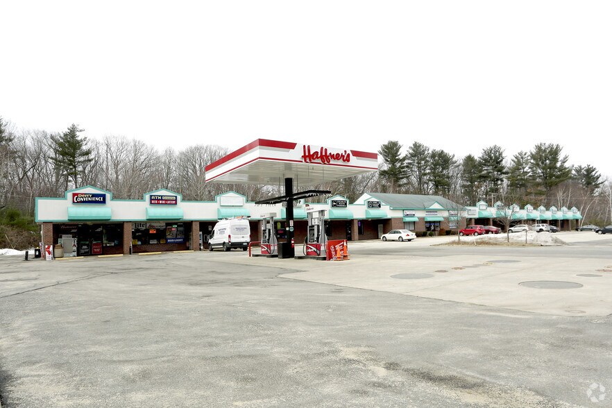 127 Rockingham Rd, Derry, NH for sale - Building Photo - Image 1 of 1