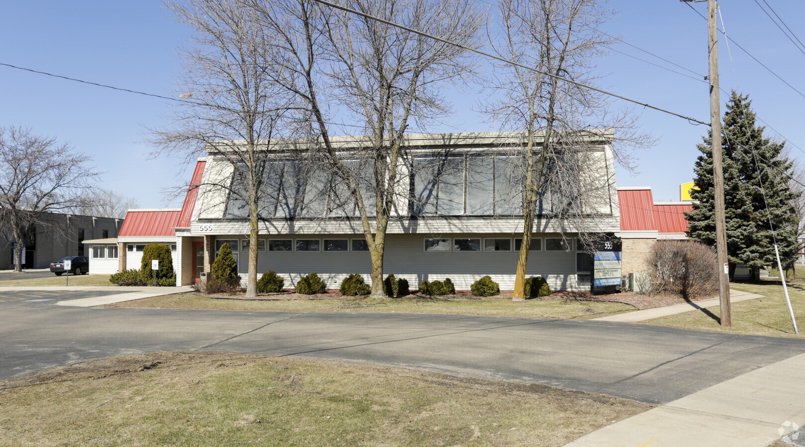 555 S Washburn St, Oshkosh, WI 54904