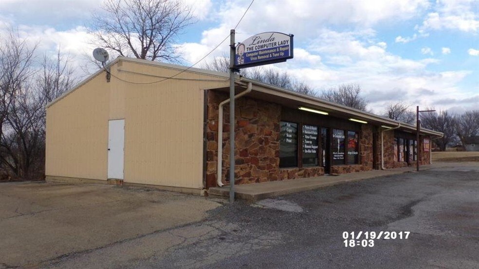 701 E Broadway St, Drumright, OK for sale - Building Photo - Image 1 of 1