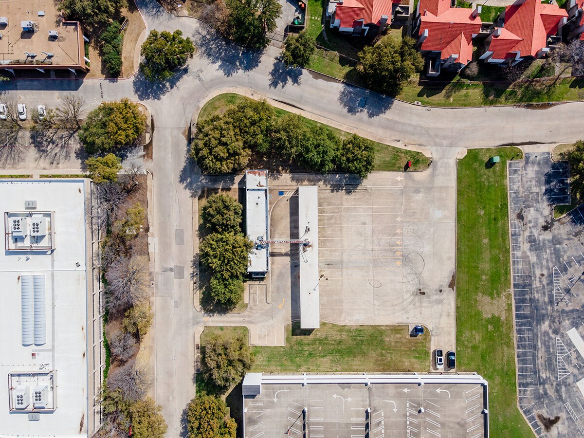 7855 Elmbrook Drive, Dallas, TX 75247 Industrial Outdoor Storage