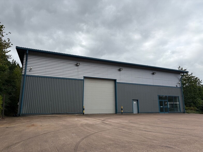 Apple Ln, Exeter for lease - Building Photo - Image 3 of 5