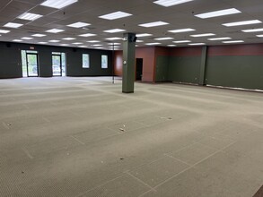 522 Amherst St, Nashua, NH for lease Interior Photo- Image 1 of 6